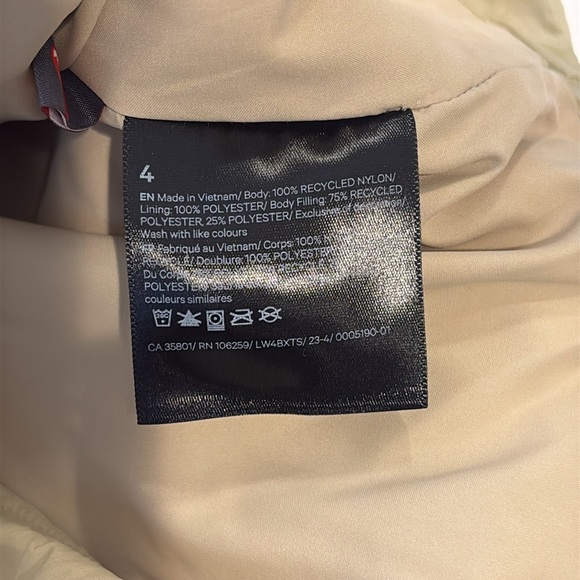 Lululemon Quilted Light Insulation Cropped Jacket Size 4 - Picture 15 of 15